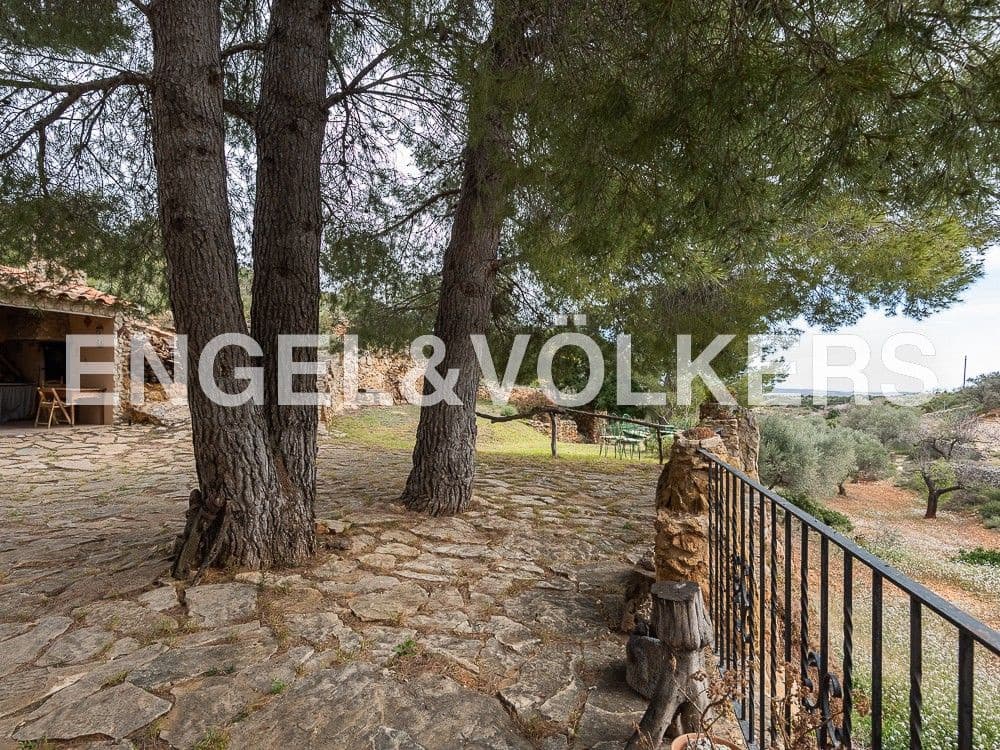 2 bedroom Finca/Country House for sale in Sierra Engarceran - € 280,000 (Ref: 8235158)