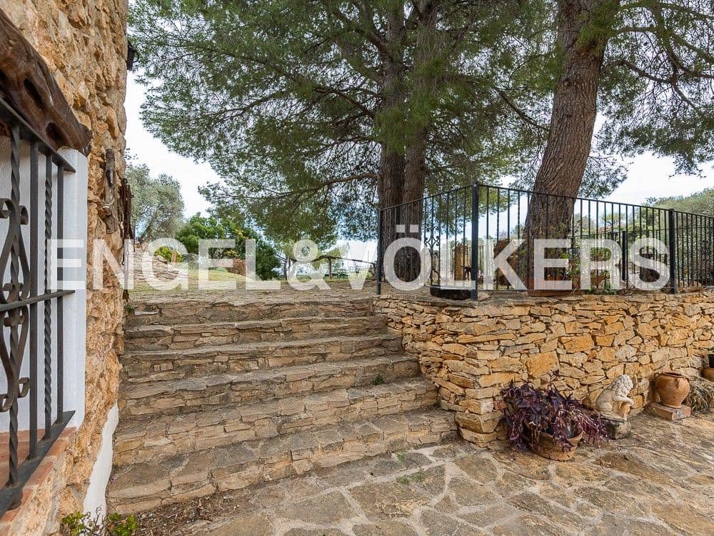 2 bedroom Finca/Country House for sale in Sierra Engarceran - € 280,000 (Ref: 8235158)