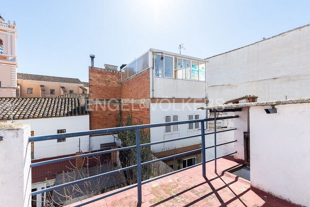 4 bedroom Townhouse for sale in Gilet - € 318,000 (Ref: 8235159)
