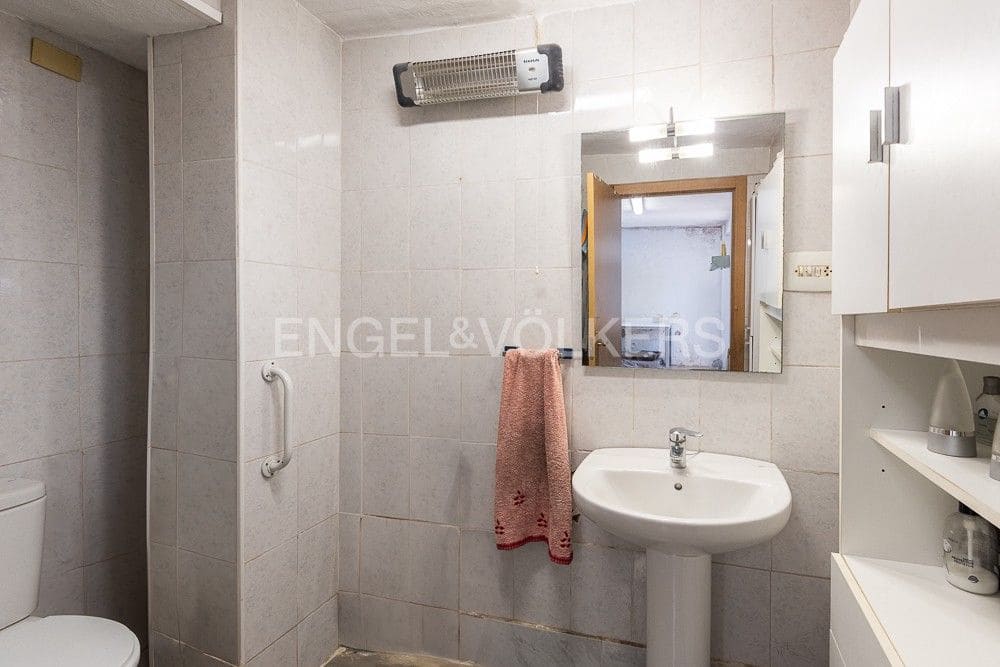 4 bedroom Townhouse for sale in Gilet - € 318,000 (Ref: 8235159)