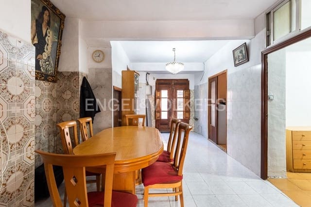 4 bedroom Townhouse for sale in Gilet - € 318,000 (Ref: 8235159)