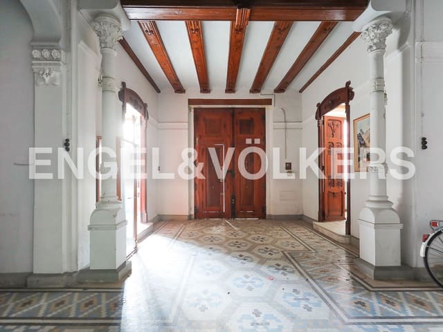 10 bedroom Townhouse for sale in Carcaixent - € 350,000 (Ref: 8235166)