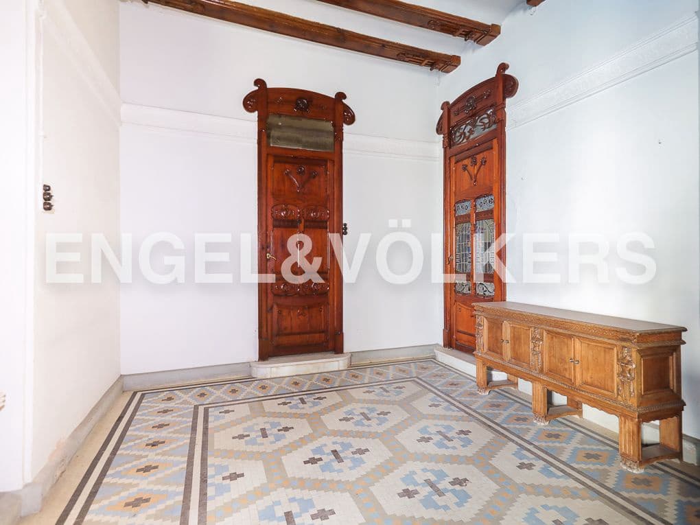 10 bedroom Townhouse for sale in Carcaixent - € 350,000 (Ref: 8235166)