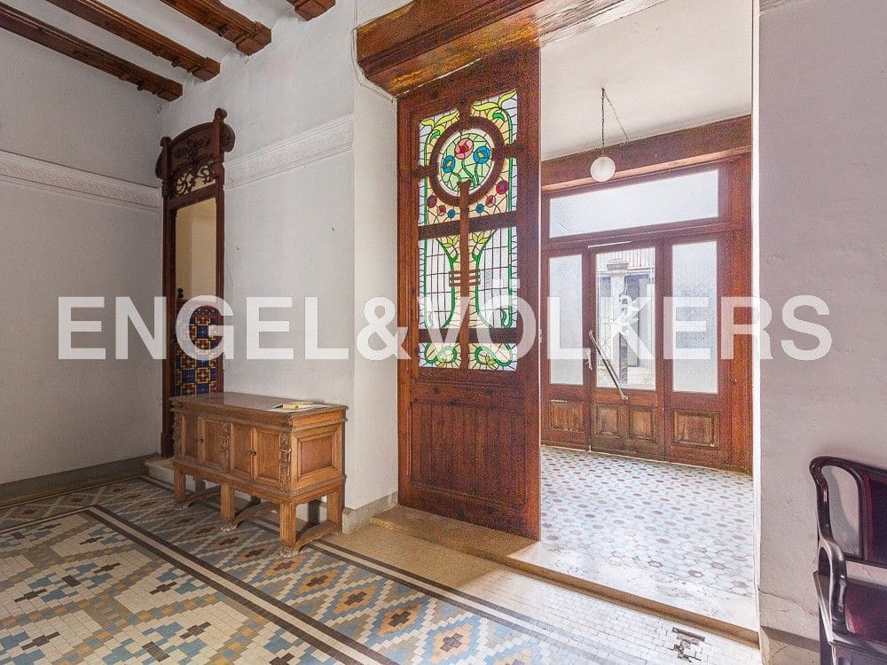 10 bedroom Townhouse for sale in Carcaixent - € 350,000 (Ref: 8235166)