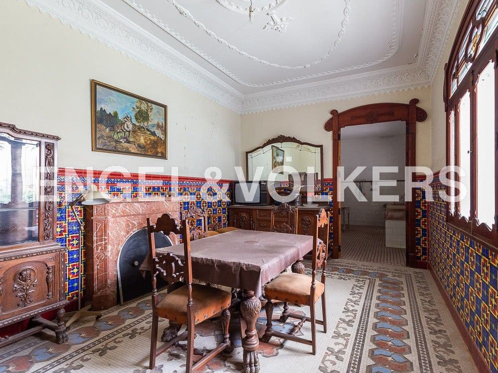 10 bedroom Townhouse for sale in Carcaixent - € 350,000 (Ref: 8235166)