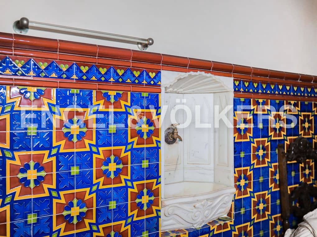 10 bedroom Townhouse for sale in Carcaixent - € 350,000 (Ref: 8235166)