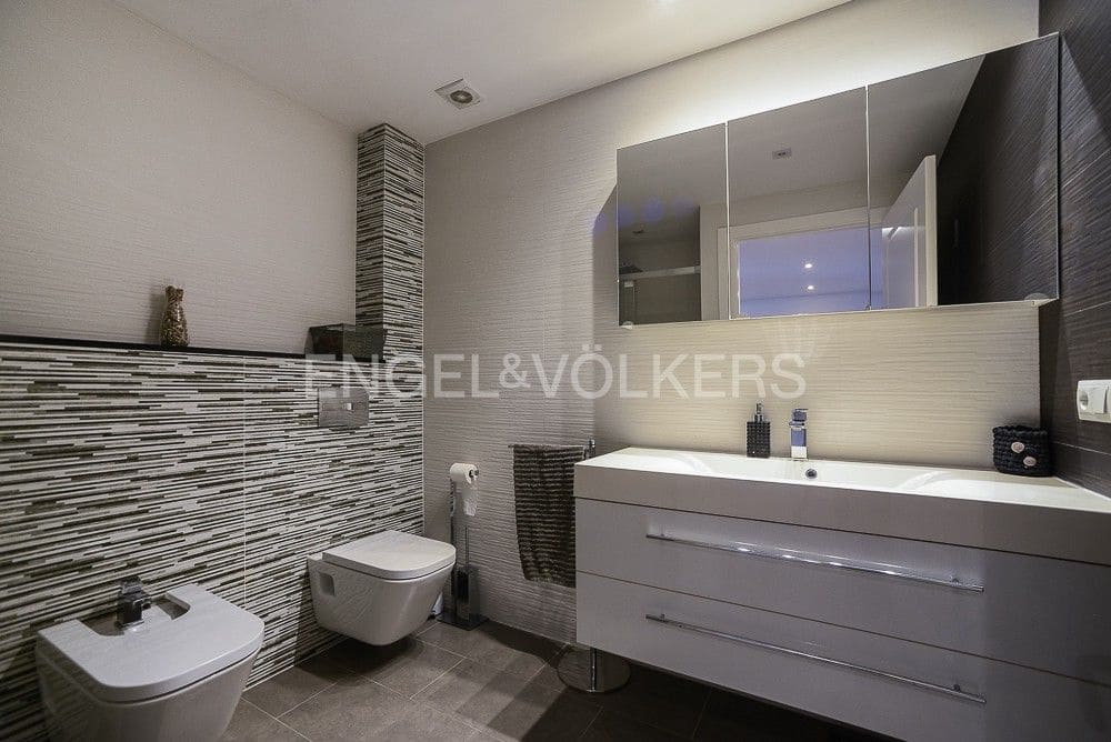 3 bedroom Semi-detached Villa for sale in Alcanar - € 375,000 (Ref: 8235260)