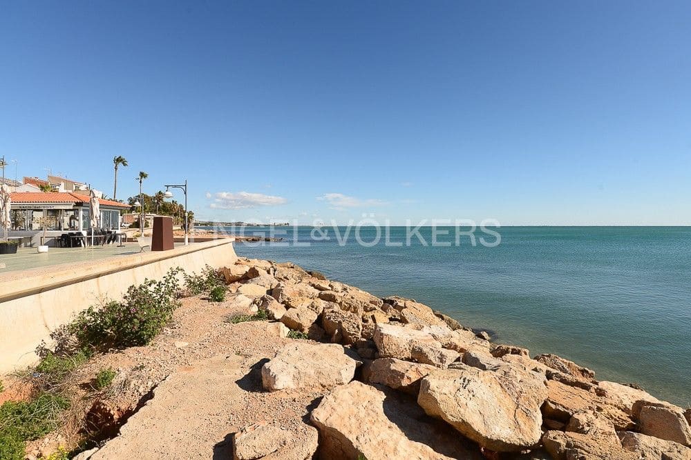 3 bedroom Semi-detached Villa for sale in Alcanar - € 375,000 (Ref: 8235260)