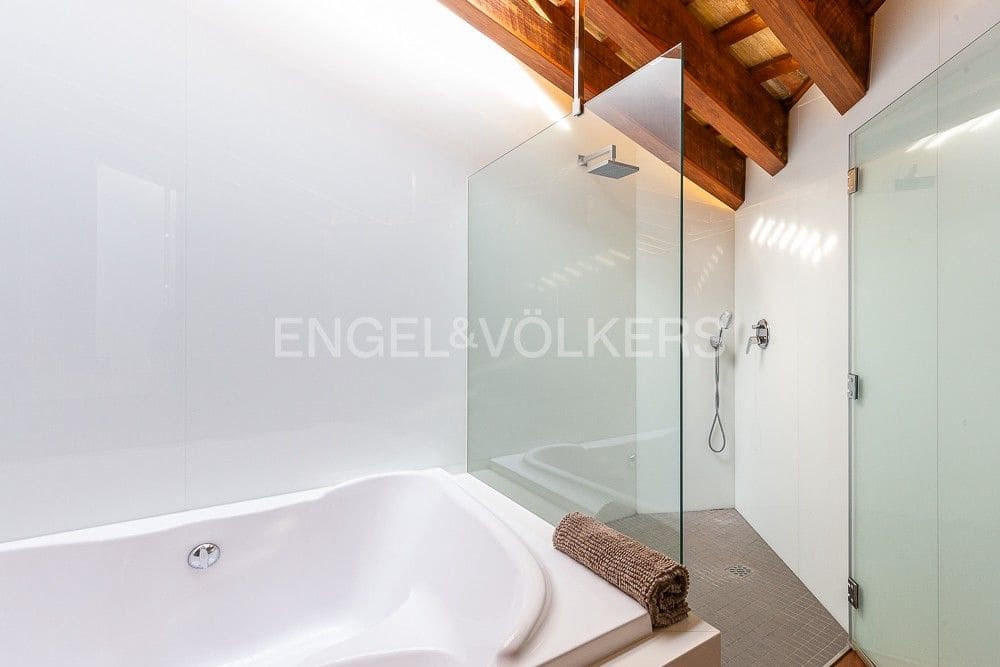 6 Zimmer Penthouse zu verkaufen in Valencia Stadt mit Garage - 4.700.000 € (Ref: 8235268)