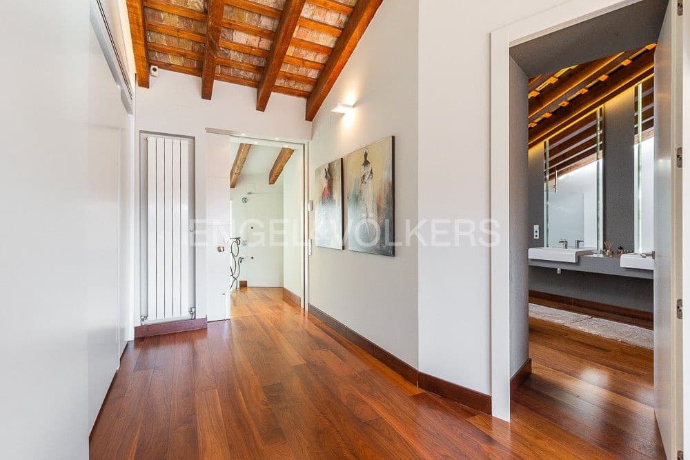 6 Zimmer Penthouse zu verkaufen in Valencia Stadt mit Garage - 4.700.000 € (Ref: 8235268)