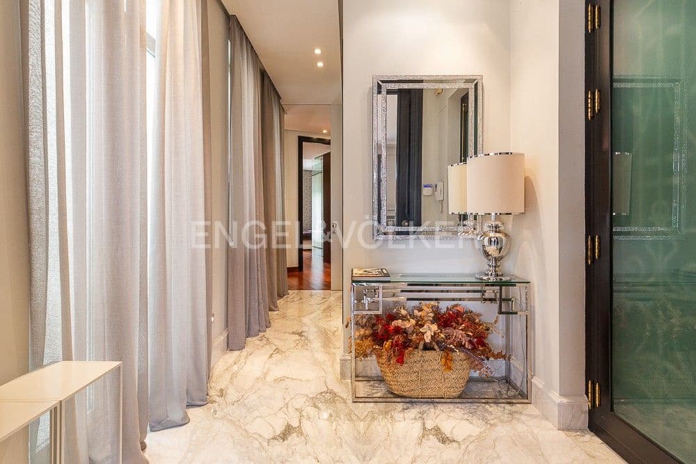 6 Zimmer Penthouse zu verkaufen in Valencia Stadt mit Garage - 4.700.000 € (Ref: 8235268)