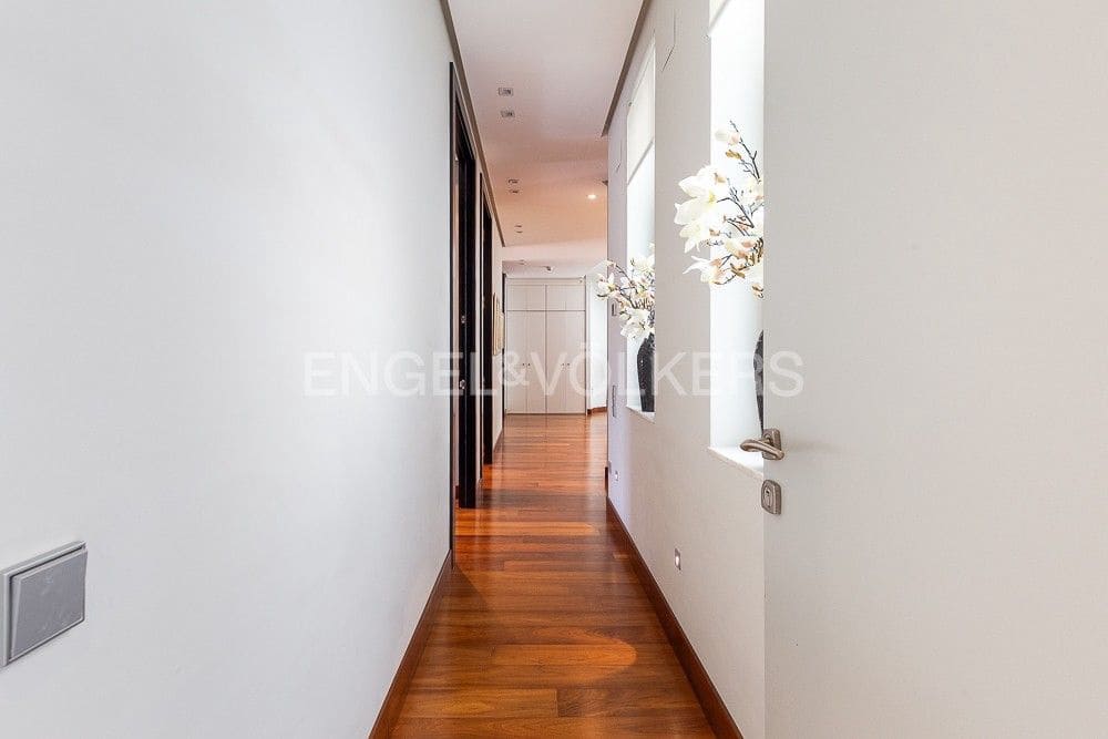 6 Zimmer Penthouse zu verkaufen in Valencia Stadt mit Garage - 4.700.000 € (Ref: 8235268)