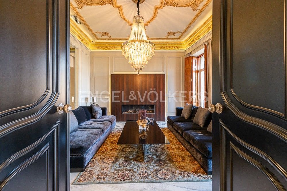 6 Zimmer Penthouse zu verkaufen in Valencia Stadt mit Garage - 4.700.000 € (Ref: 8235268)
