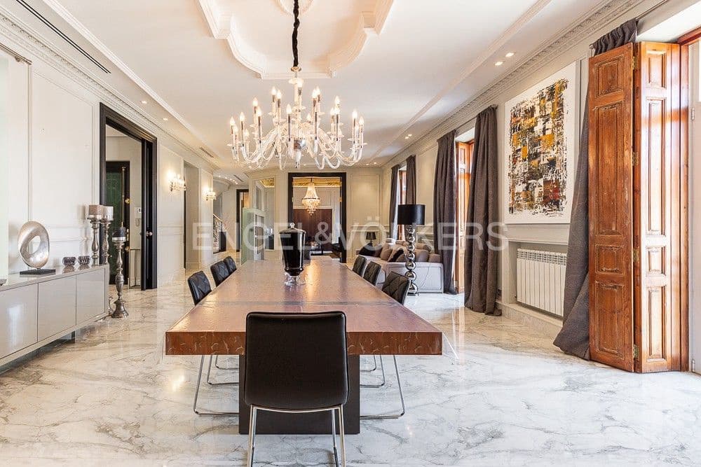 6 Zimmer Penthouse zu verkaufen in Valencia Stadt mit Garage - 4.700.000 € (Ref: 8235268)