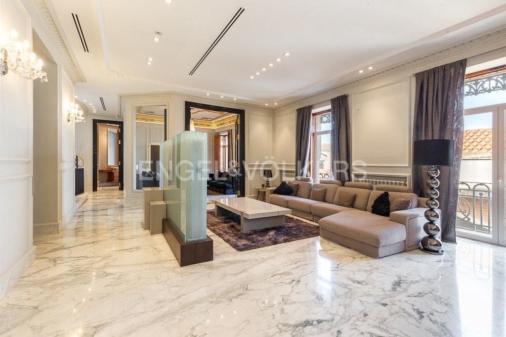 6 Zimmer Penthouse zu verkaufen in Valencia Stadt mit Garage - 4.700.000 € (Ref: 8235268)