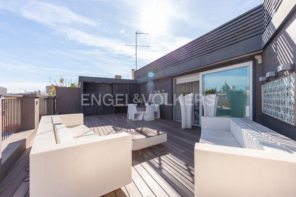 6 Zimmer Penthouse zu verkaufen in Valencia Stadt mit Garage - 4.700.000 € (Ref: 8235268)