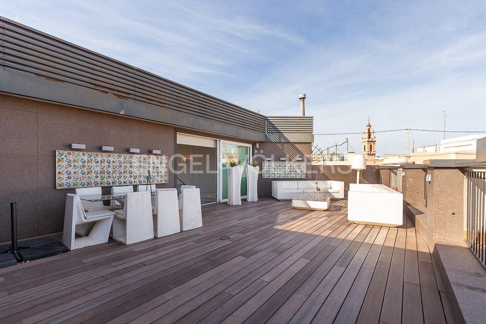 6 Zimmer Penthouse zu verkaufen in Valencia Stadt mit Garage - 4.700.000 € (Ref: 8235268)