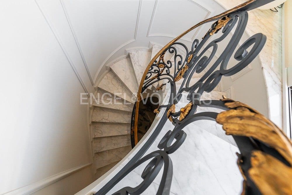 6 Zimmer Penthouse zu verkaufen in Valencia Stadt mit Garage - 4.700.000 € (Ref: 8235268)