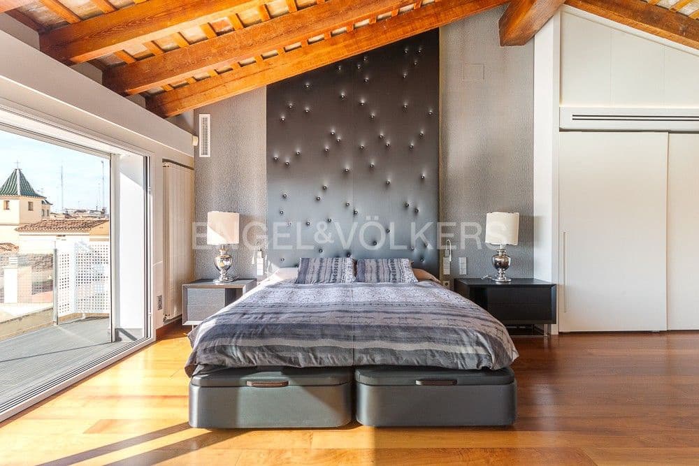 6 Zimmer Penthouse zu verkaufen in Valencia Stadt mit Garage - 4.700.000 € (Ref: 8235268)