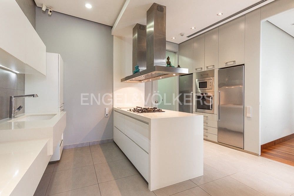 6 Zimmer Penthouse zu verkaufen in Valencia Stadt mit Garage - 4.700.000 € (Ref: 8235268)