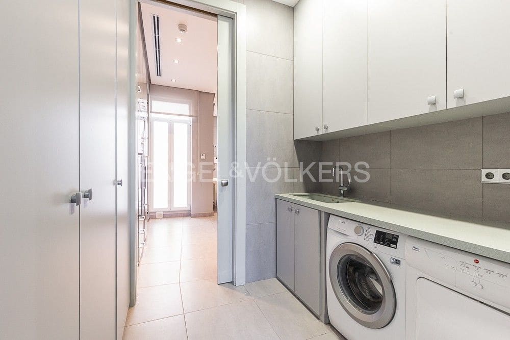 6 Zimmer Penthouse zu verkaufen in Valencia Stadt mit Garage - 4.700.000 € (Ref: 8235268)