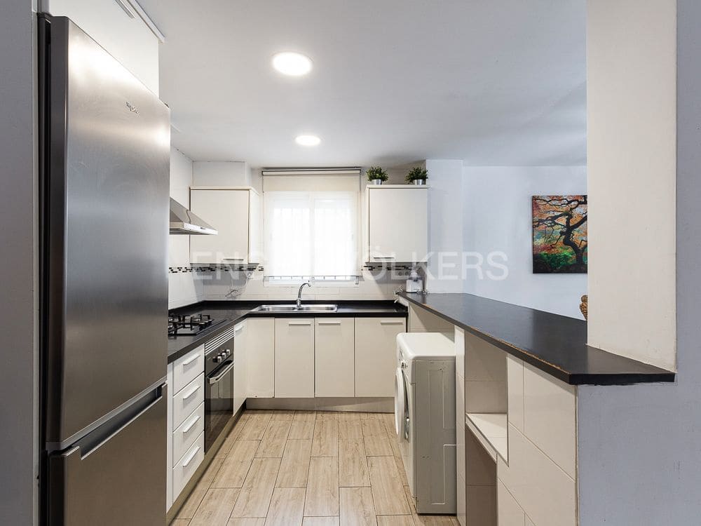 22 bedroom Villa for sale in Vilamarxant / Villamarchante with pool garage - € 1,249,900 (Ref: 8235281)