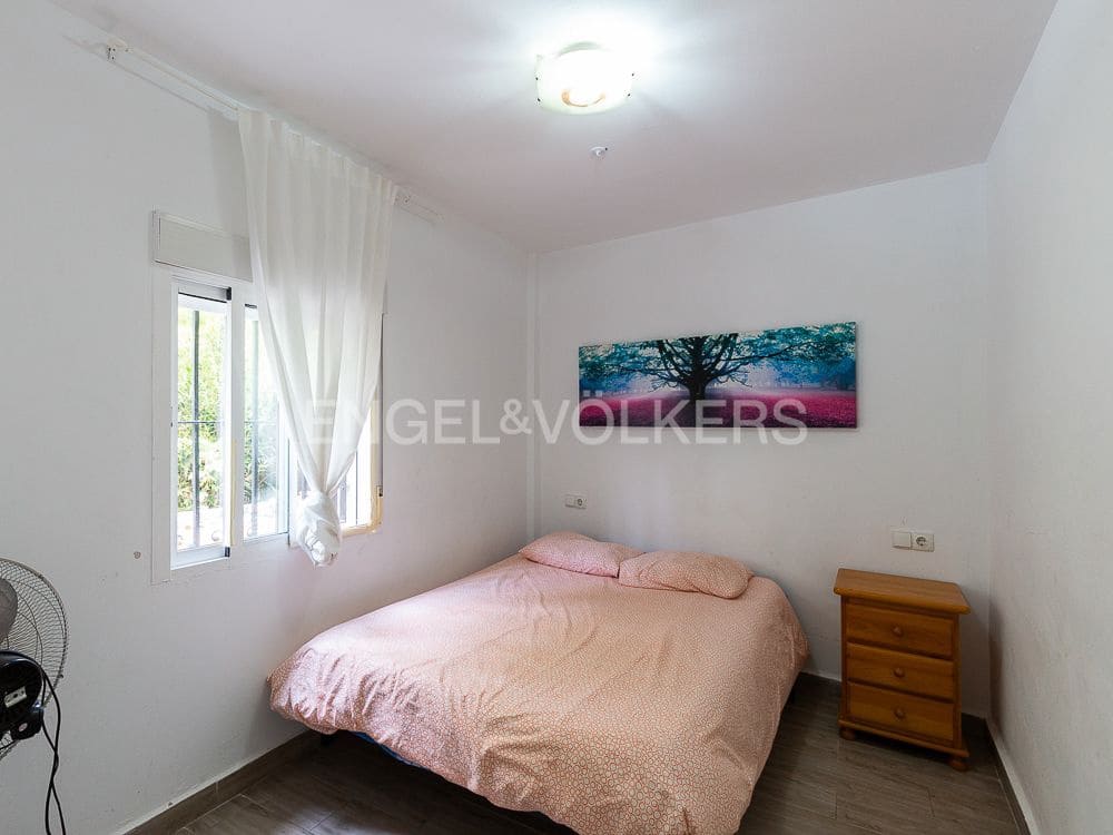 22 bedroom Villa for sale in Vilamarxant / Villamarchante with pool garage - € 1,249,900 (Ref: 8235281)