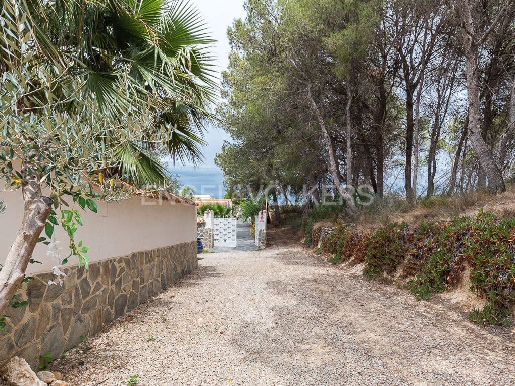 22 bedroom Villa for sale in Vilamarxant / Villamarchante with pool garage - € 1,249,900 (Ref: 8235281)