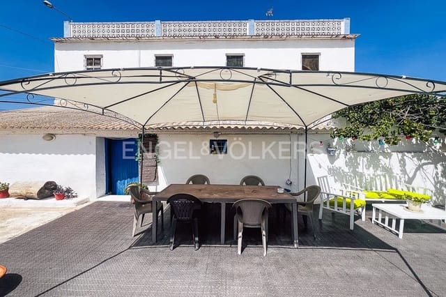 7 bedroom Finca/Country House for sale in Riba-roja de Túria with garage - € 900,000 (Ref: 8235296)