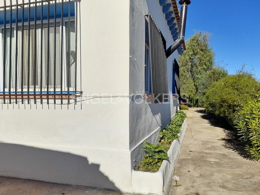7 bedroom Finca/Country House for sale in Riba-roja de Turia with garage - € 900,000 (Ref: 8235296)