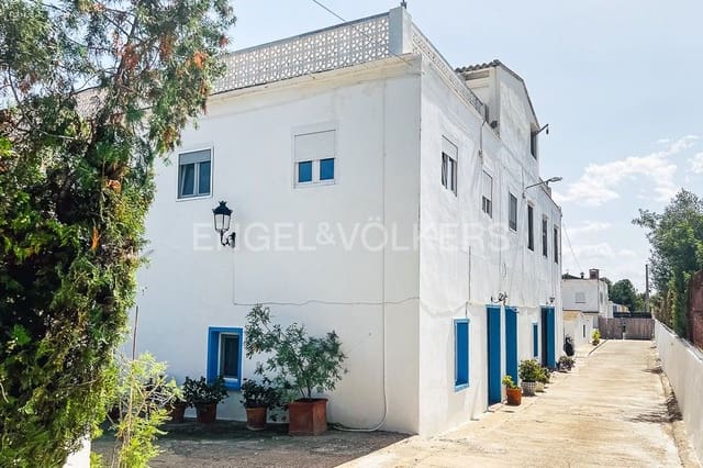 7 bedroom Finca/Country House for sale in Riba-roja de Túria with garage - € 900,000 (Ref: 8235296)