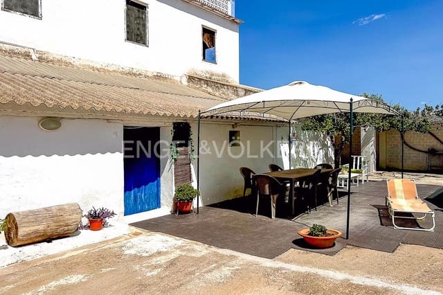 7 bedroom Finca/Country House for sale in Riba-roja de Túria with garage - € 900,000 (Ref: 8235296)
