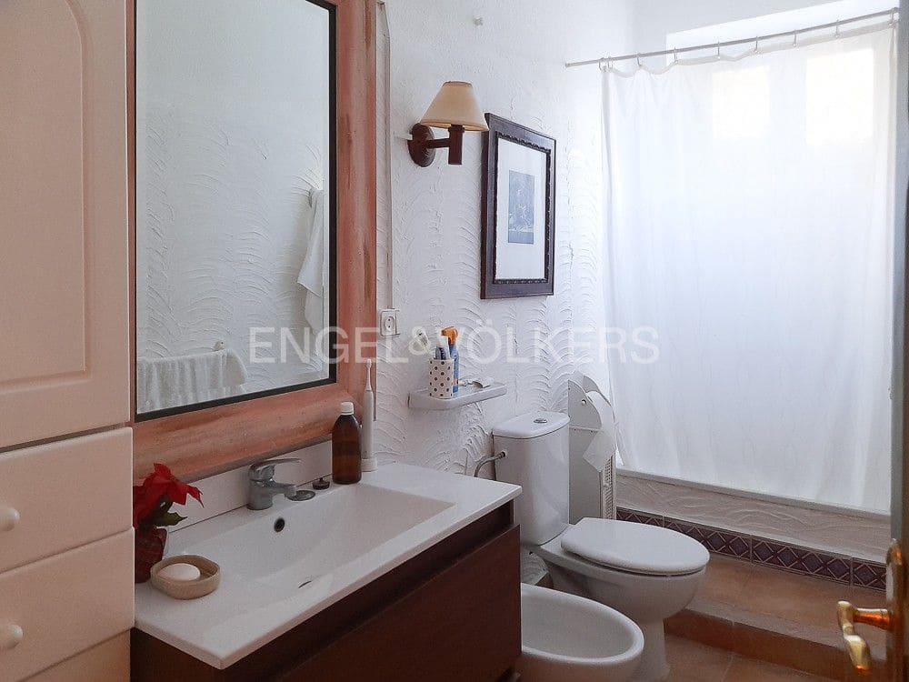 7 bedroom Finca/Country House for sale in Riba-roja de Turia with garage - € 900,000 (Ref: 8235296)