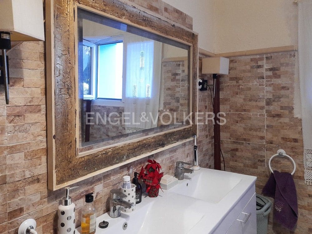 7 bedroom Finca/Country House for sale in Riba-roja de Turia with garage - € 900,000 (Ref: 8235296)
