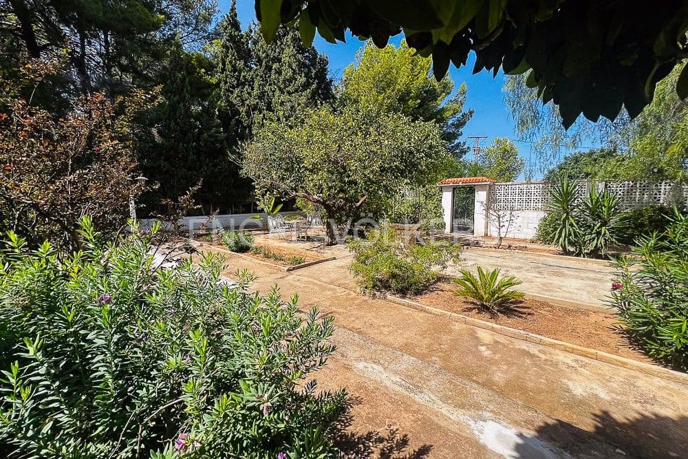 7 bedroom Finca/Country House for sale in Riba-roja de Turia with garage - € 900,000 (Ref: 8235296)
