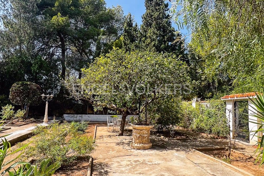 7 bedroom Finca/Country House for sale in Riba-roja de Turia with garage - € 900,000 (Ref: 8235296)