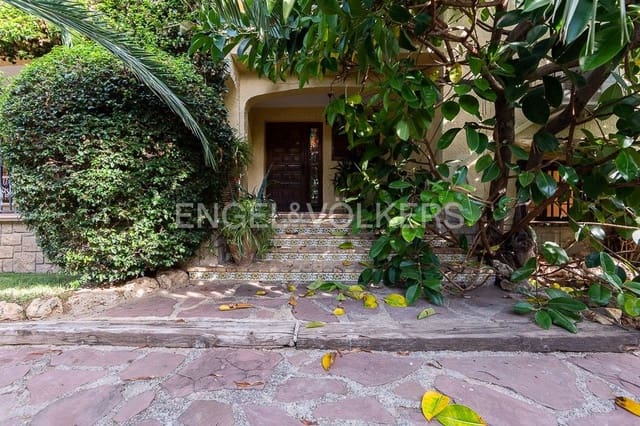 Chalet de 6 habitaciones en La Cañada, Paterna en venta con piscina garaje - 649.000 € (Ref: 8235299)