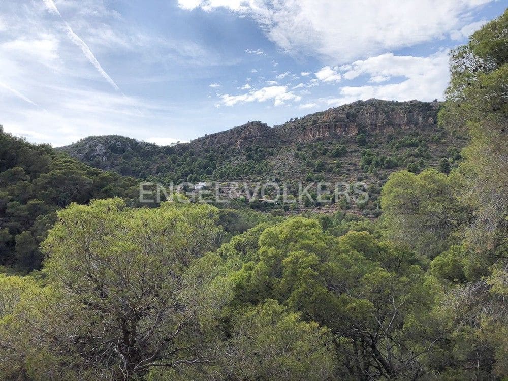 Solar/Parcela en Serra en venta - 79.000 € (Ref: 8235317)