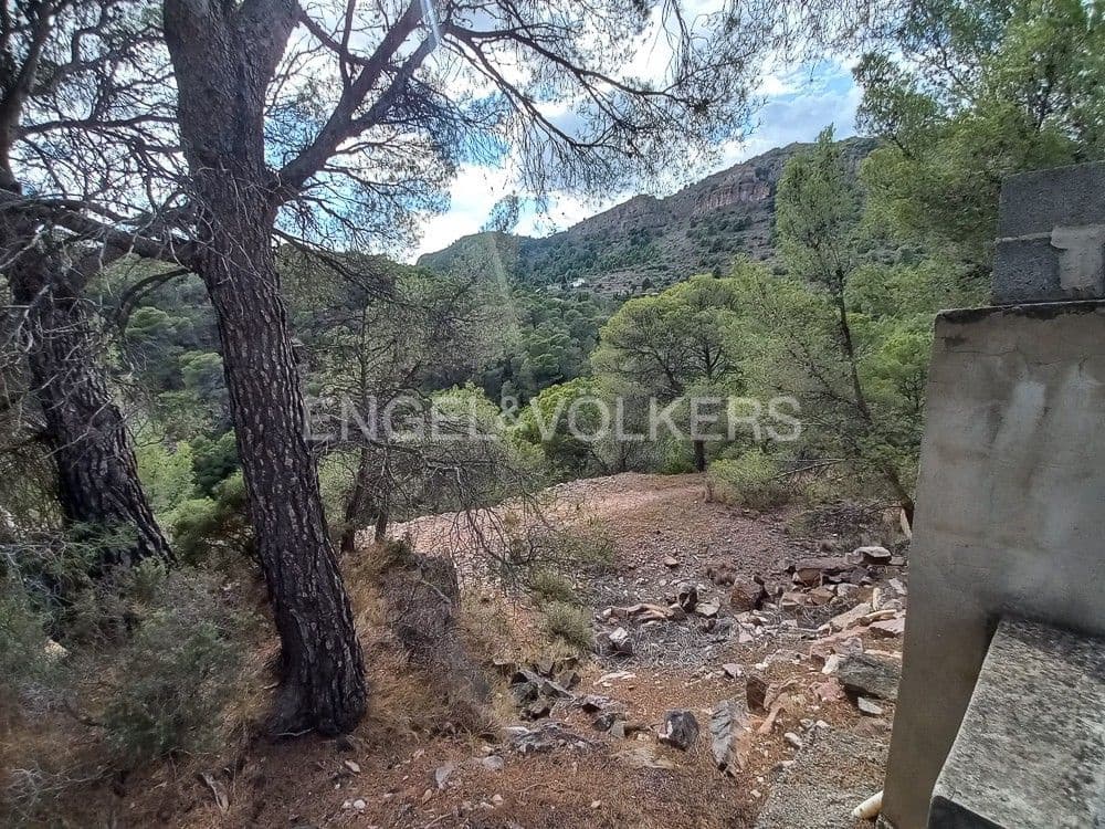 Solar/Parcela en Serra en venta - 79.000 € (Ref: 8235317)