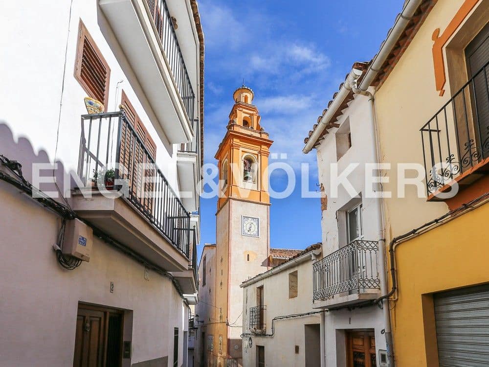 Solar/Parcela en Serra en venta - 79.000 € (Ref: 8235317)