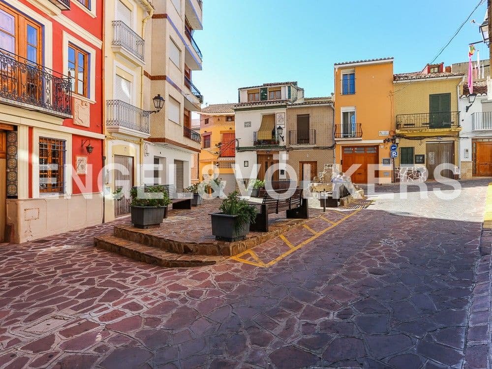Solar/Parcela en Serra en venta - 79.000 € (Ref: 8235317)