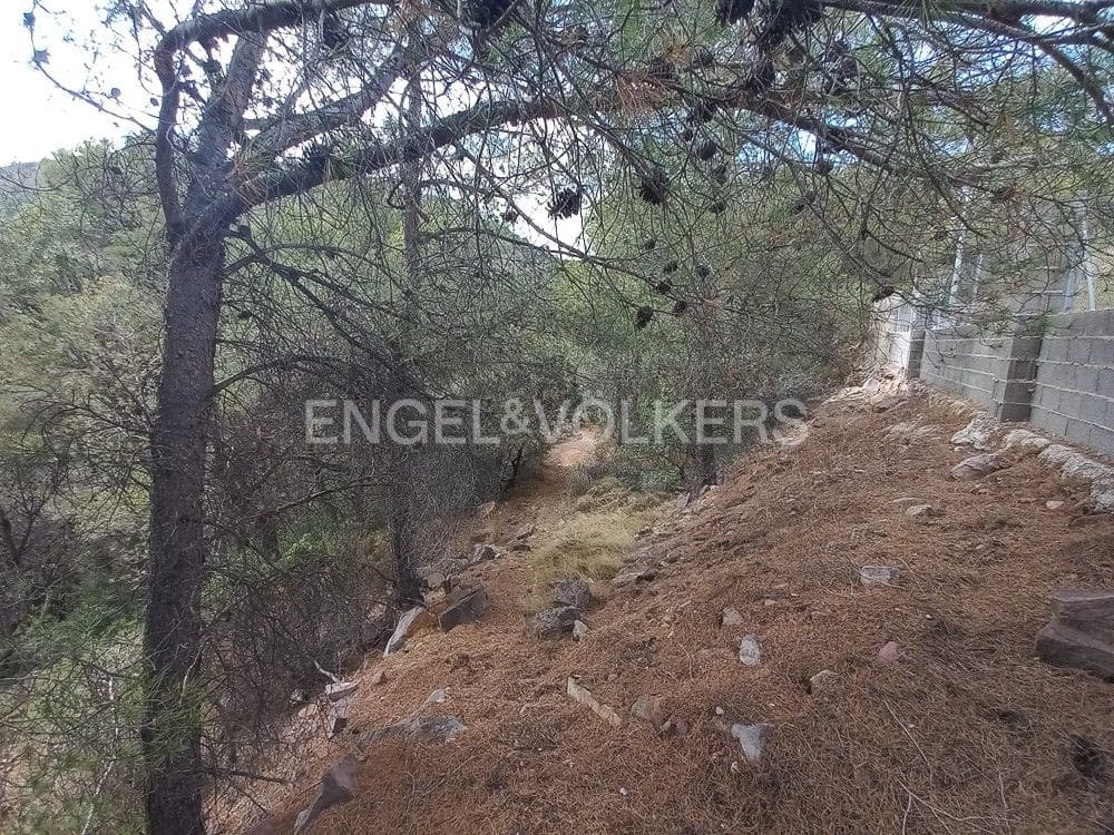 Solar/Parcela en Serra en venta - 79.000 € (Ref: 8235317)