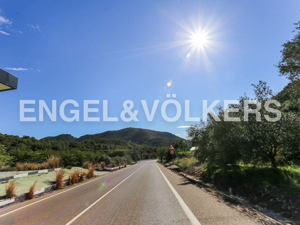 Solar/Parcela en Serra en venta - 79.000 € (Ref: 8235317)