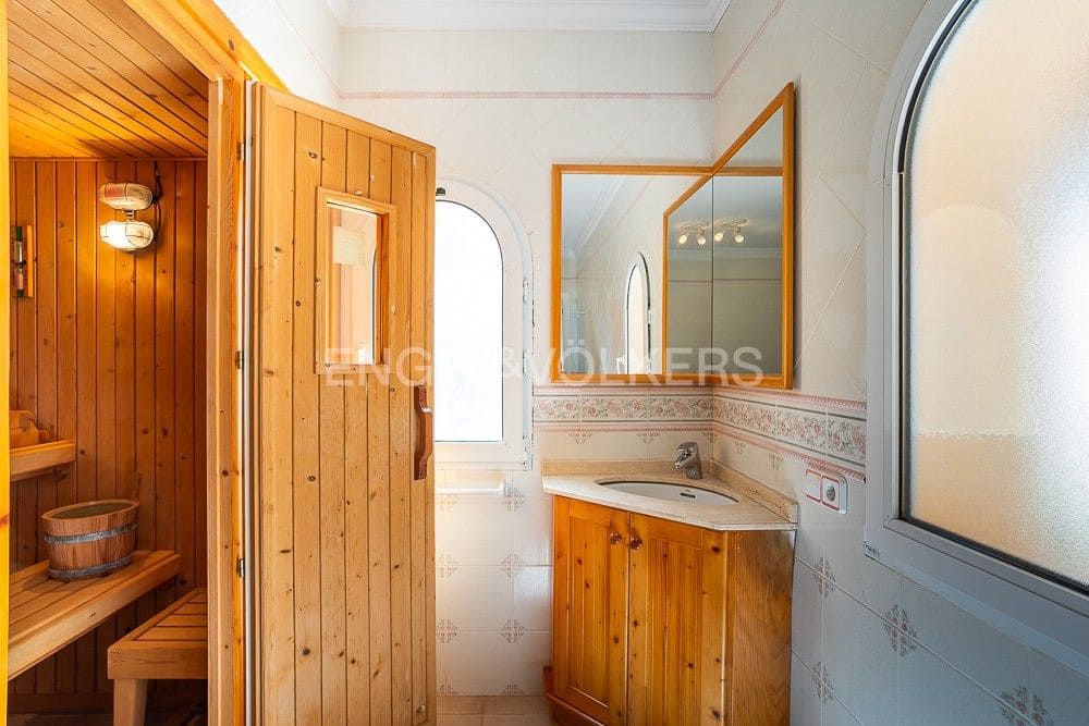 9 camera da letto Villa in vendita in Pedreguer con garage - 965.000 € (Rif: 8235325)