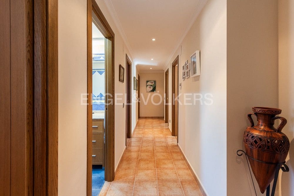 4 bedroom Villa for sale in Naquera with pool garage - € 540,000 (Ref: 8235362)