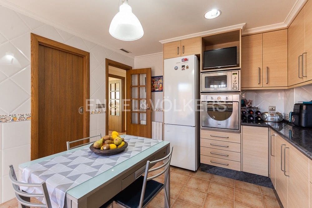 4 bedroom Villa for sale in Naquera with pool garage - € 540,000 (Ref: 8235362)