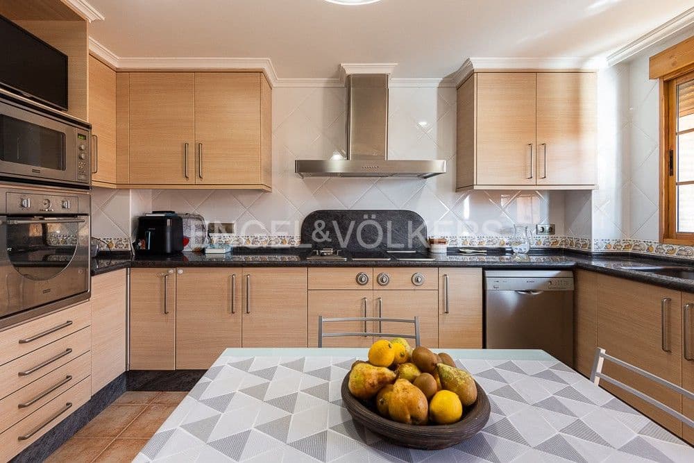 4 bedroom Villa for sale in Naquera with pool garage - € 540,000 (Ref: 8235362)