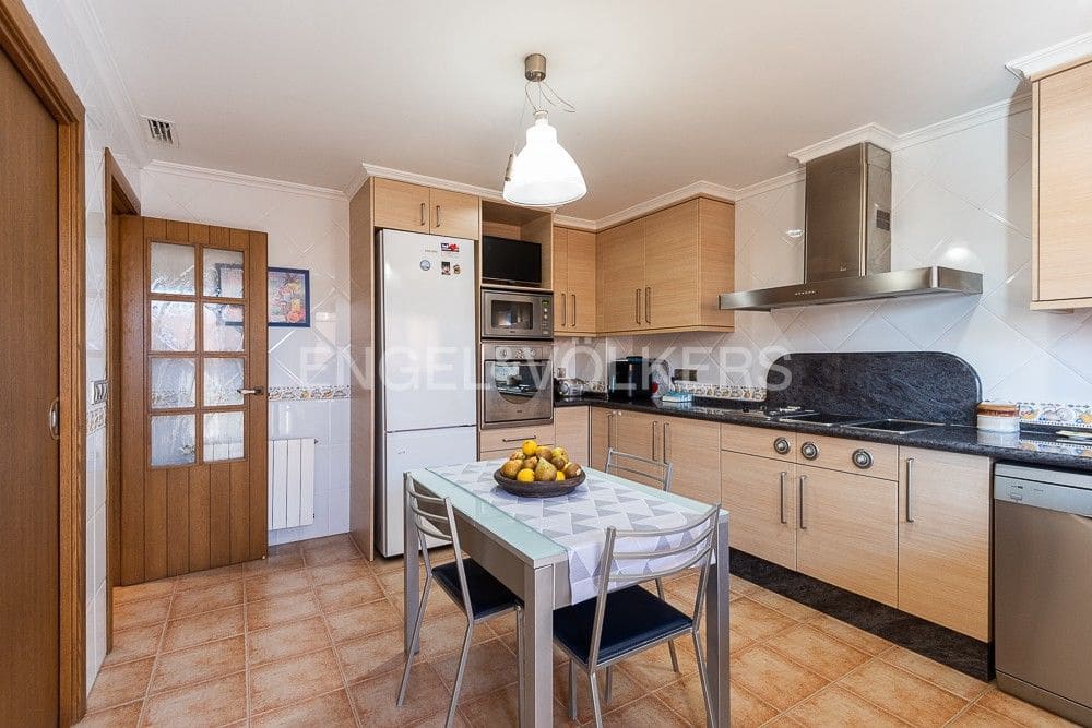 4 bedroom Villa for sale in Naquera with pool garage - € 540,000 (Ref: 8235362)
