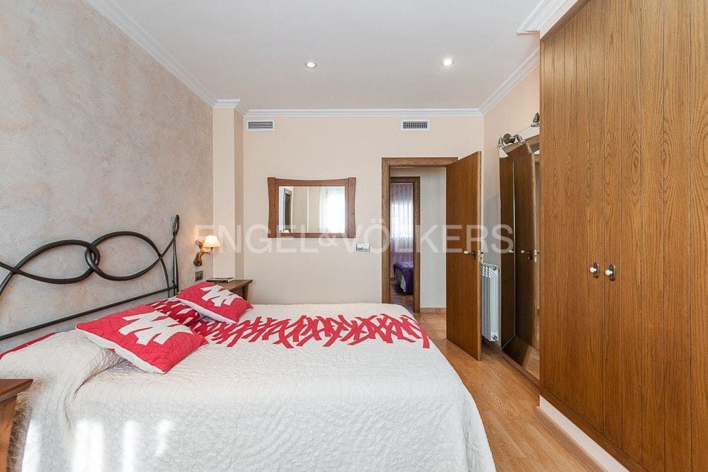 4 bedroom Villa for sale in Naquera with pool garage - € 540,000 (Ref: 8235362)