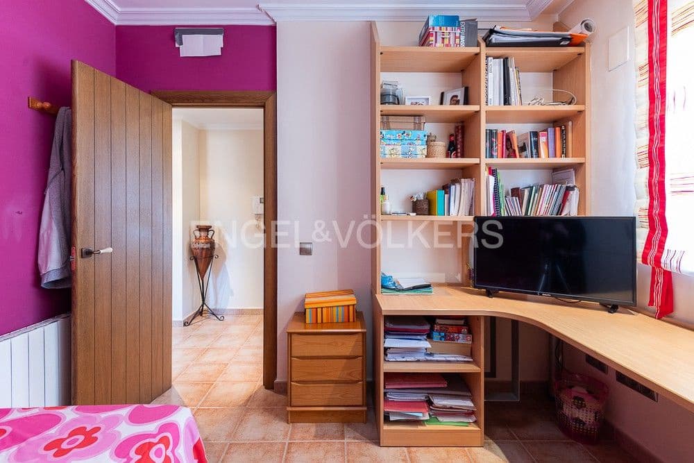 4 bedroom Villa for sale in Naquera with pool garage - € 540,000 (Ref: 8235362)